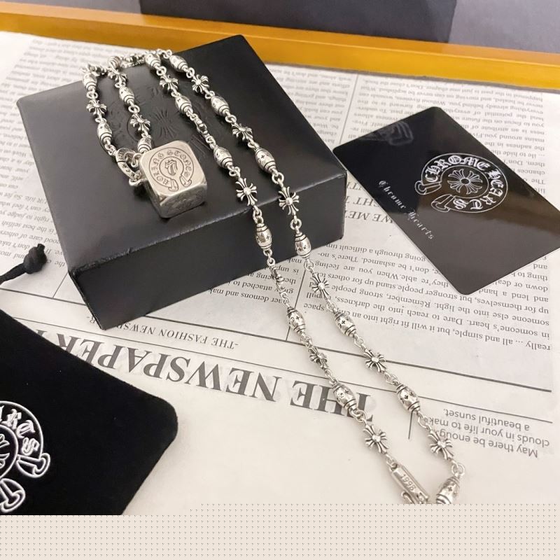 Ch**me He**ts necklaces